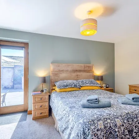 Nyaraló 2 Bed In Isel Oc-s32076 *
