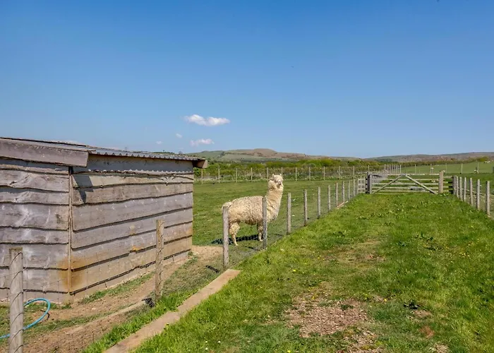 Holiday home 2 Bed In Isel Oc-s32076