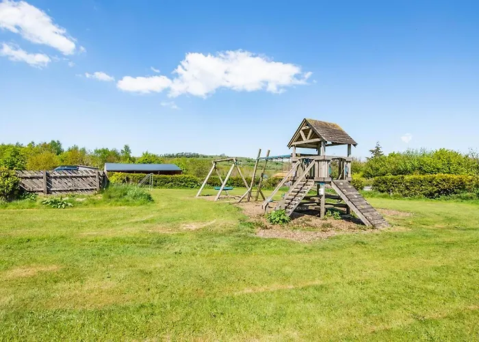 Holiday home 2 Bed In Isel Oc-s32076